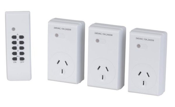 This three outlet kit allows you to cut standby power usage around the home and office by switching appliances off at the wall.